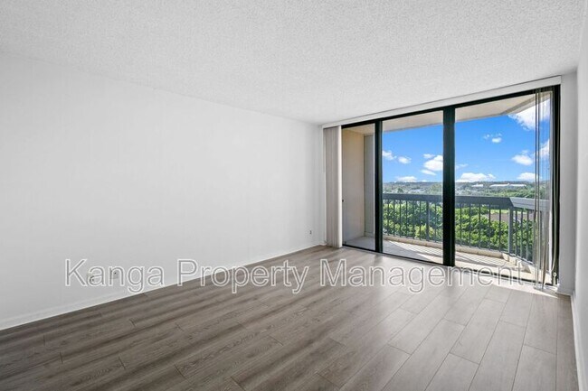 Building Photo - 2425 Presidential Way