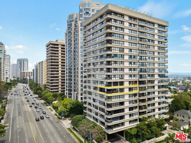 Building Photo - 10790 Wilshire Blvd