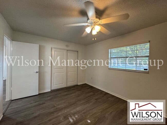 Building Photo - 2210 Musselwhite Ave