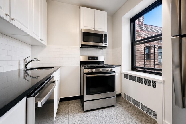 Floorplan - 700 Fort Washington Avenue