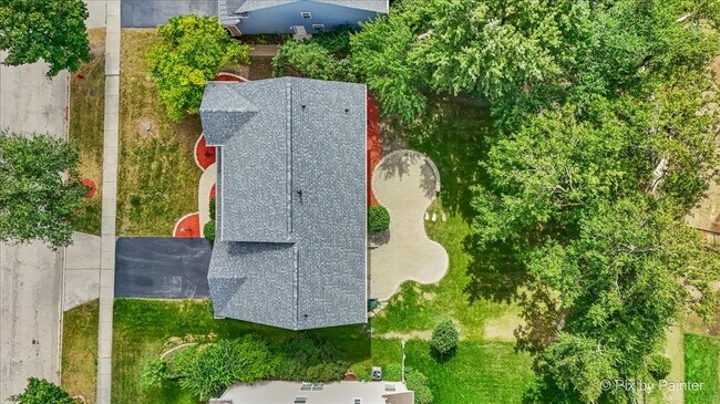 Building Photo - 2240 Barrett Dr