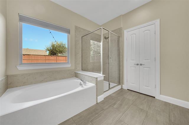 Building Photo - 5805 Zinnia Dr