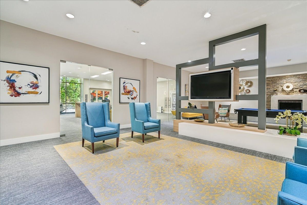 Building Photo - 60 S Van Dorn St