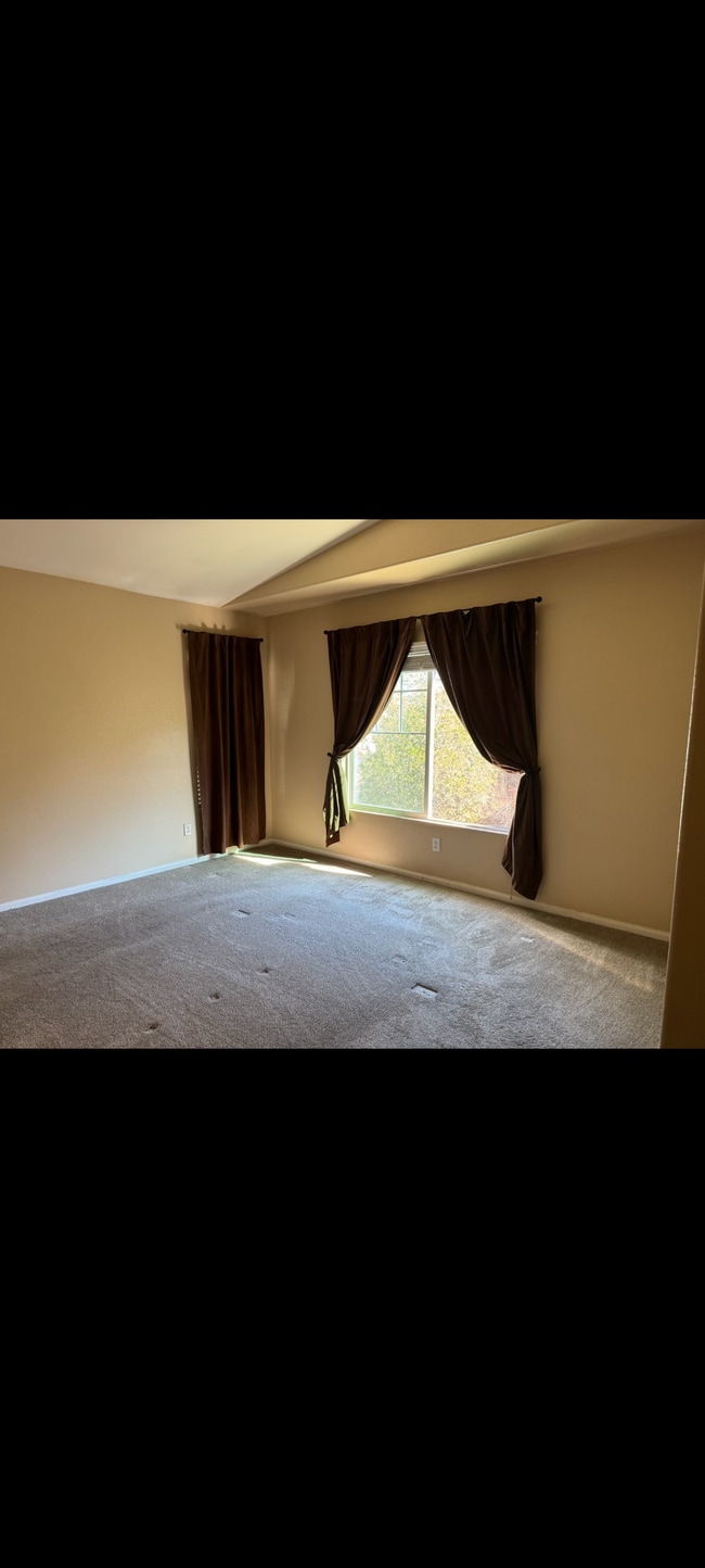 Building Photo - 857 Ballow Wy