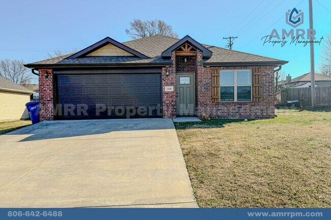 Building Photo - New Beginnings Start At AMRR: 4 Bedroom in Webb City available SOON!