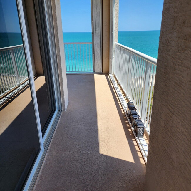 Building Photo - 4180 N Hwy A1A