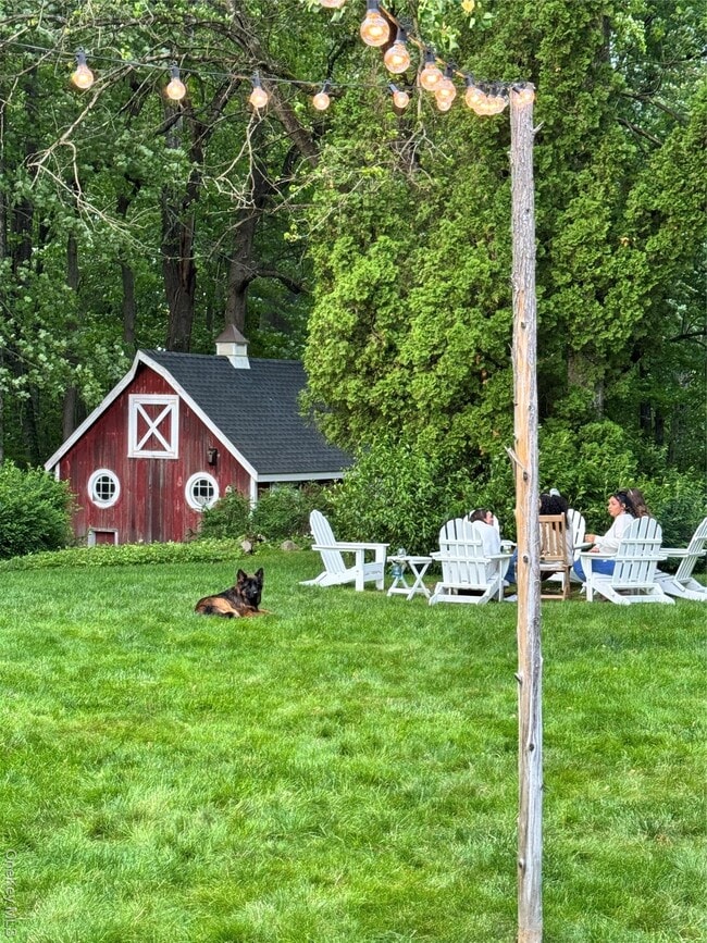 Building Photo - 15 High Ridge Rd