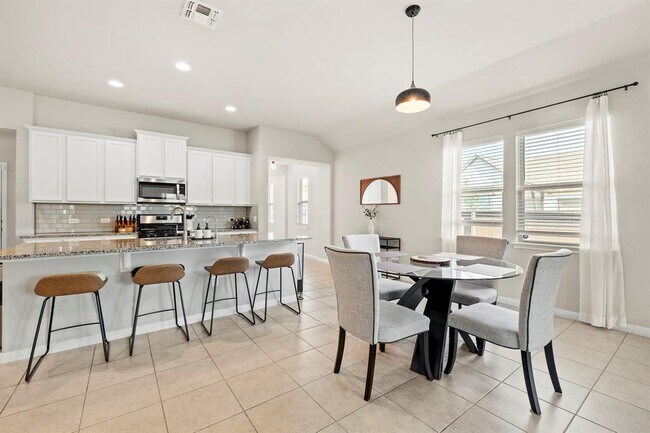 Building Photo - 11901 Dispatch Wy