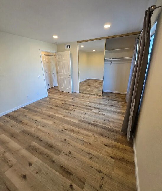 Building Photo - 22 Exeter