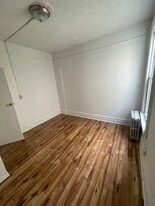 Building Photo - 1217 Beach Ave