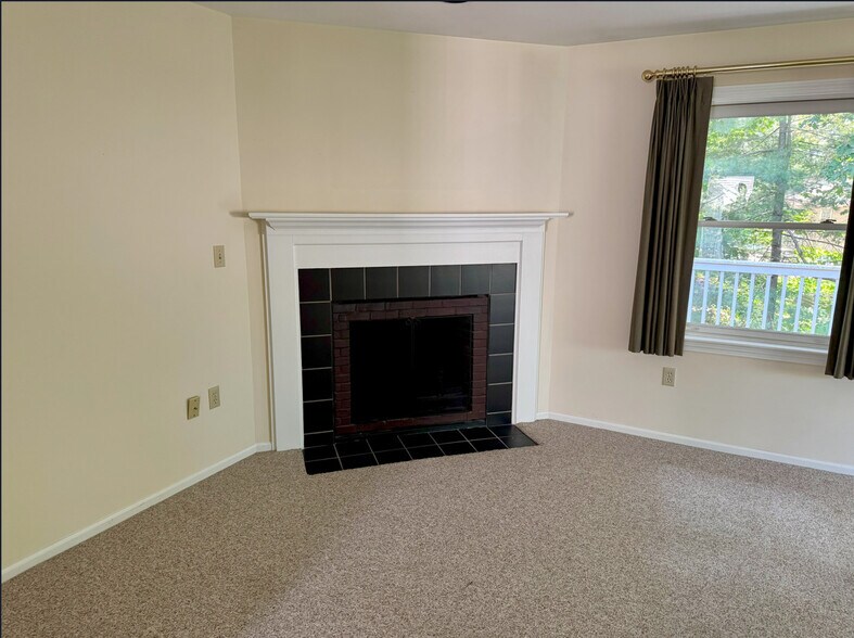 Fireplaced LR - 501 Lexington St
