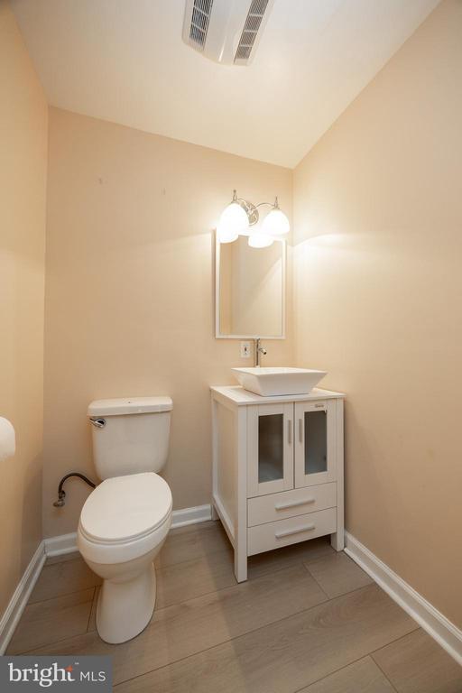 Building Photo - 730 Whitetail Cir