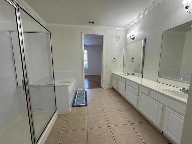 Building Photo - 5024 Shoreway Loop