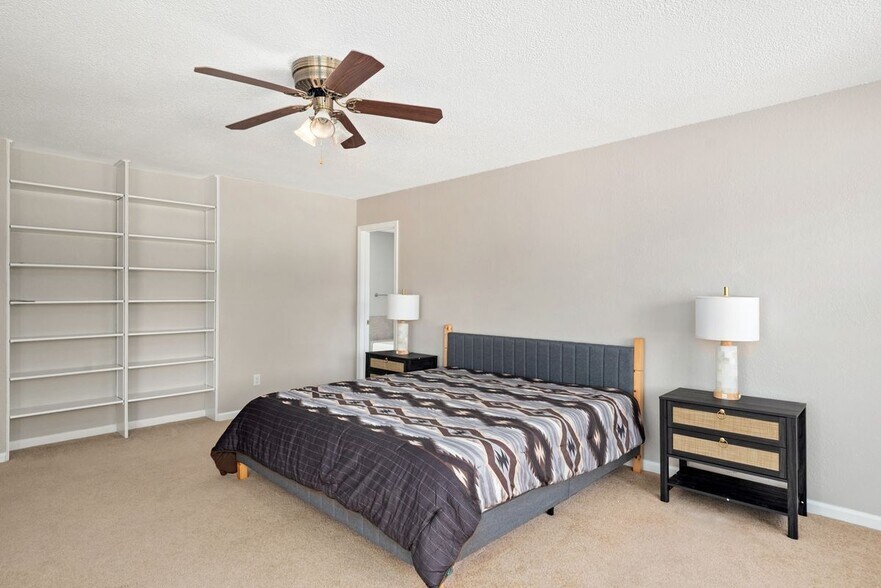 Building Photo - 104 Bogie Ln