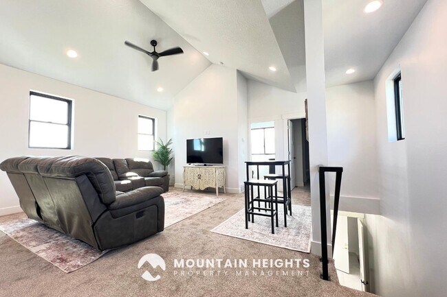 Building Photo - 6552 Timber Ranch Dr