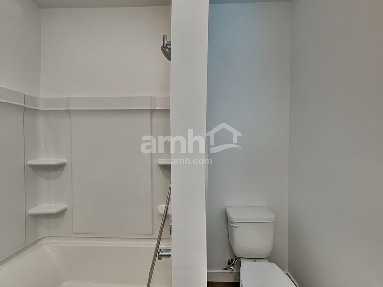 Building Photo - 12323 W Burruel Crk Ln