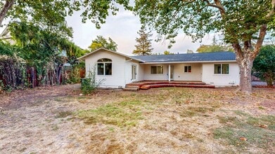 Building Photo - Bright & Clean Single Level FIVE bedroom i...
