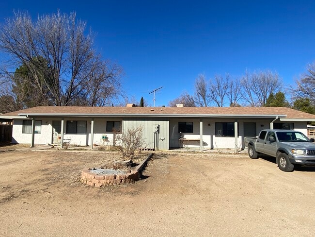 Building Photo - 9670 E Cornville Rd