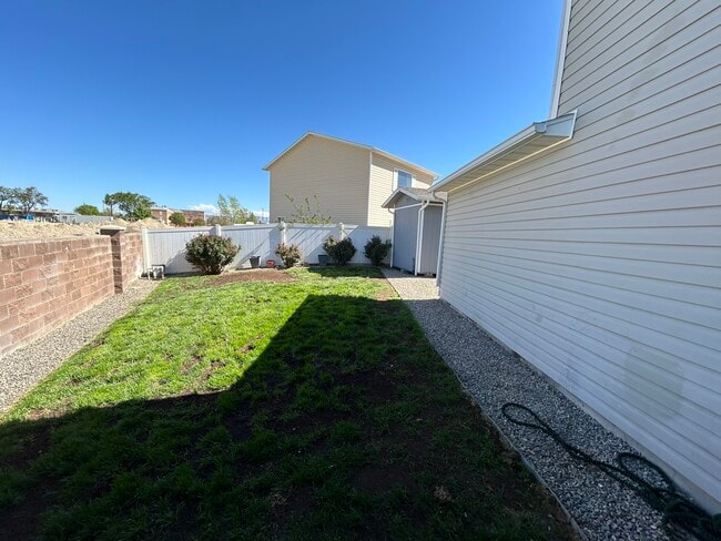 Building Photo - 2825 Margo Ct