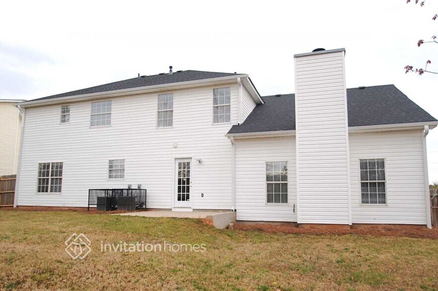 Building Photo - 2565 Waters Run