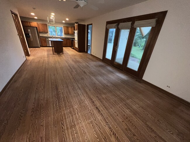 Building Photo - 112 Braemar Dr