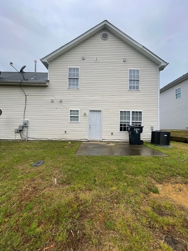 Building Photo - 5104 Brooktree Dr