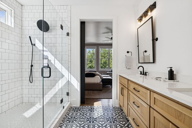 Building Photo - Experience elevated living in this beautifully crafted brick residence located in the heart of Ed...