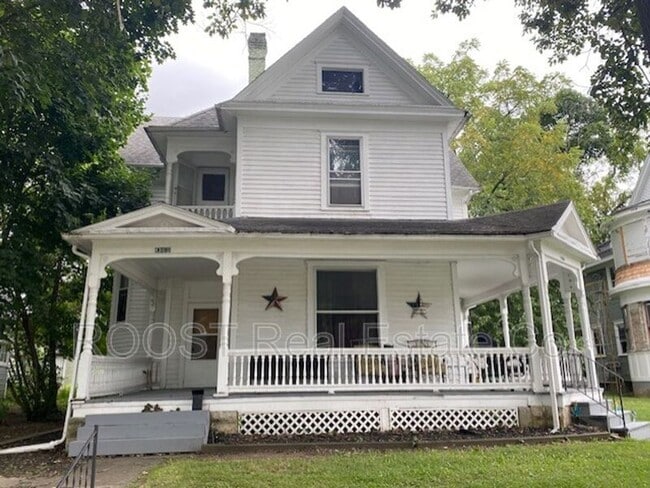 Primary Photo - 1361/1363 Woodward Ave