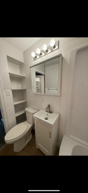 Building Photo - 817 E Water St