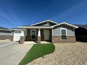 Building Photo - 9706 Trenton Ave