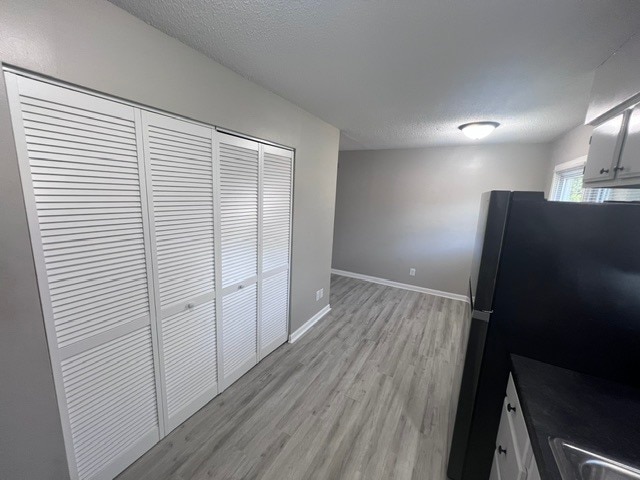 Building Photo - 1418 Dobbins Dr