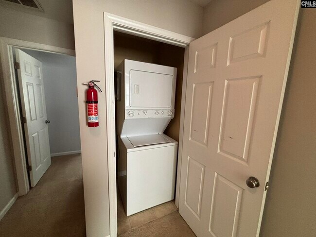 Building Photo - 739 Garden Forest Road