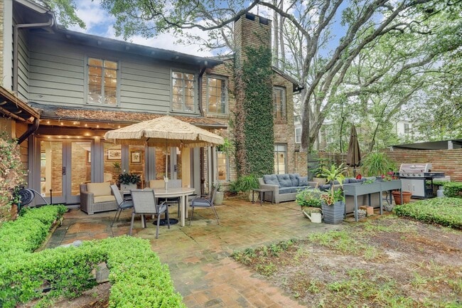 Building Photo - 3735 Del Monte Dr