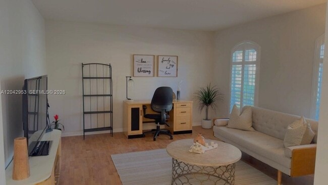Building Photo - 165 Cypress Trce