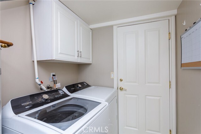 Building Photo - 575 Nyes Pl