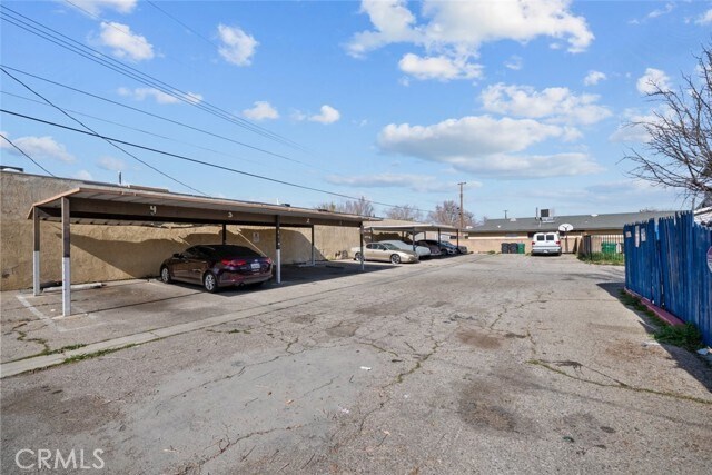 Building Photo - 38501 Larkin Ave