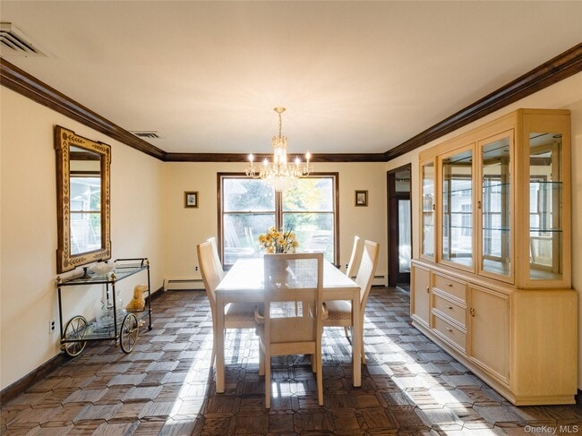 Building Photo - 11 Geralind Dr