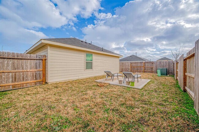 Building Photo - 24119 Maple Turn Ln