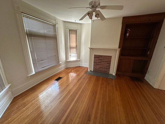 Building Photo - North Campus OSU Single Family Home with 2...
