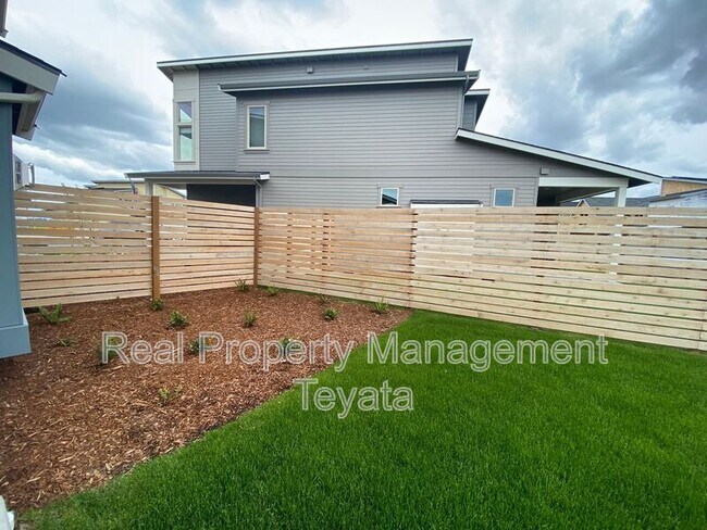 Building Photo - 809 Northview St