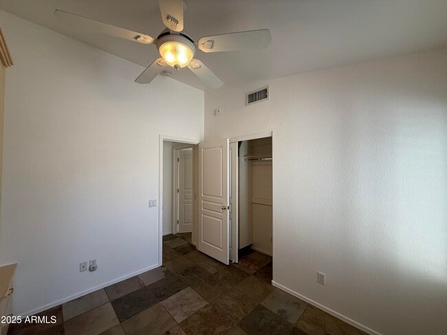 Building Photo - 4680 S Greythorne Way