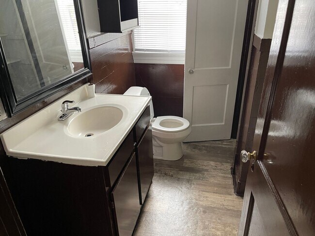 Building Photo - Single Family Home in The Heart of Lynchburg