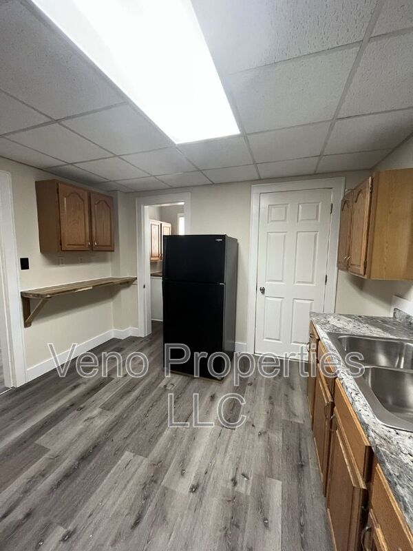 Building Photo - 25 William St