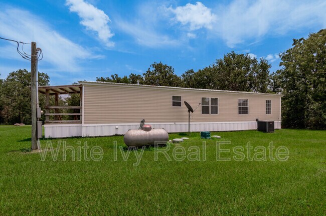 Building Photo - 37 -A Riverside Ln