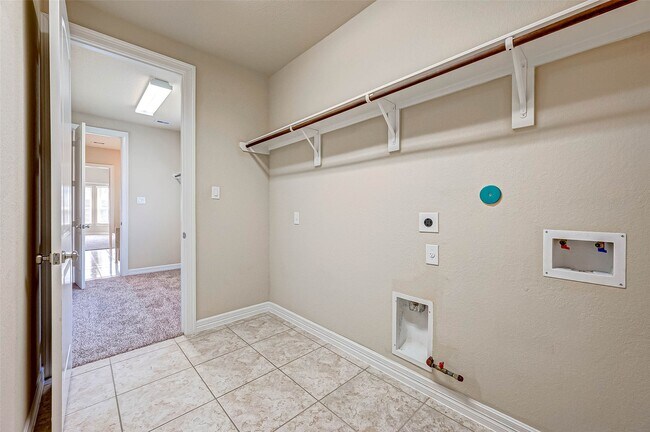 Building Photo - 5006 Ava Meadows Ln