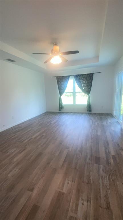 Building Photo - 27100 Savoy Dr