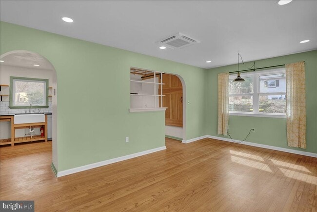 Building Photo - 2830 S Hill Camp Rd