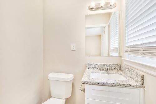 Building Photo - 2234 Holly Hill Dr