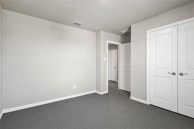 Building Photo - 513 Ezra Ln