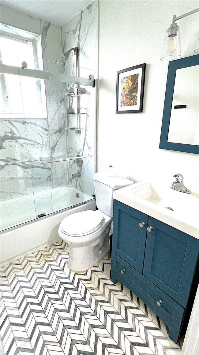 Building Photo - 1115 Euclid Ave